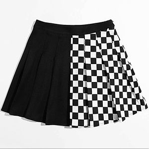 Half Checkered pleated skirt